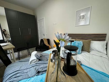 Plaza de Tirso de Molina, Madrid, Community of Madrid 28012 - Photo 2