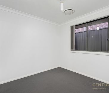 Easy Access to Bus Stop and Oran Park Podium - Photo 1