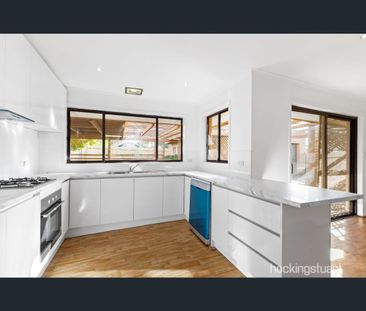 28 Brennan Street, Melton South, Vic 3338 - Photo 4