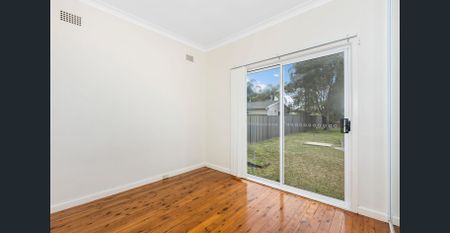 Neat And Tidy 3 Bedroom Home - Photo 5