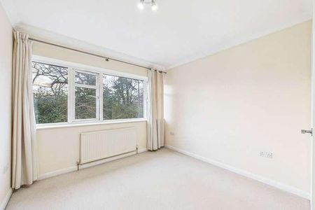 Calder Court, Gringer Hill, Maidenhead, Berkshire, SL6 - Photo 5