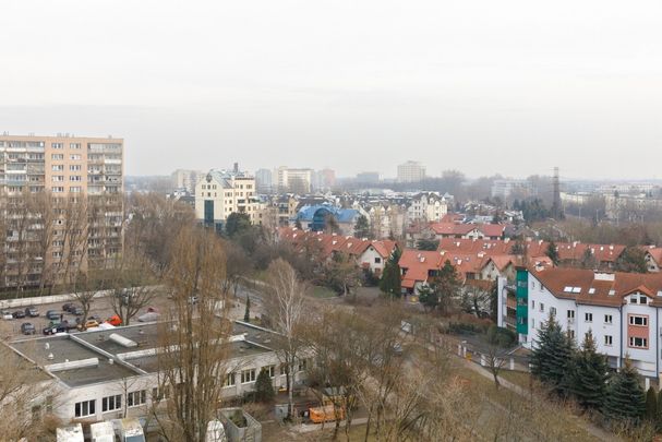 4 niezależne pokoje, po odświeżeniu - Photo 1