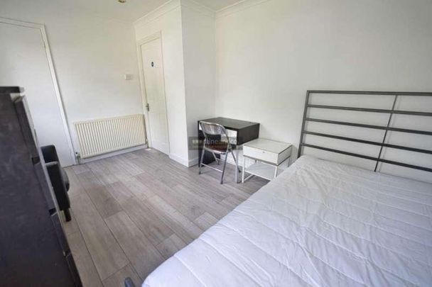 Willow Way, Hatfield, AL10 - Photo 1