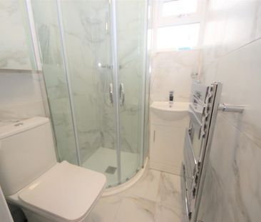 Studio to rent - Photo 6