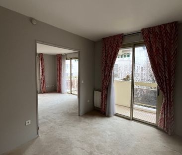 Location Appartement 3 pièces 66m² PARIS 12ème - Photo 2