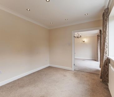 Scotts Green Close, Dudley - Photo 1