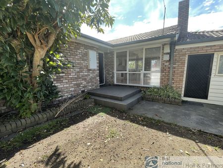 Modern Style Living - Photo 5