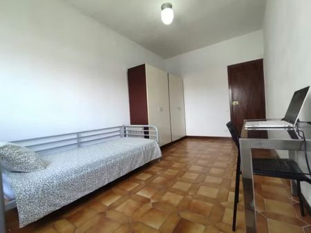 Carrer de la Mineria, Barcelona, Catalonia 08038 - Foto 4