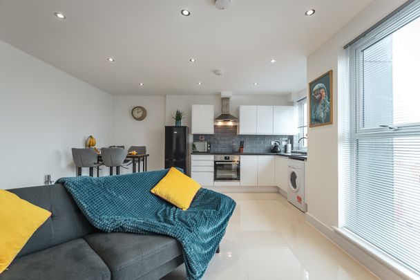 1 Bed Flat, Atlantic Mansions, SO14 - Photo 1