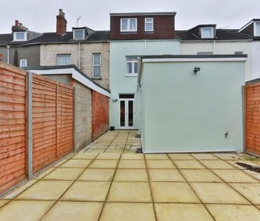 5 bedroom terraced house to rent - Photo 5