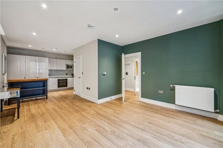 Excellent two-bedroom, two-bathroom flat within Wimbledon Grounds, this prestigious modern development next to the AFC Wimbledon Stadium. - Photo 2