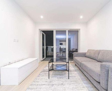 Filmworks Way, London, W5 - Photo 3