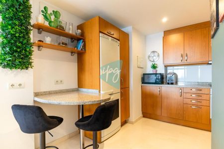 2 room luxury Apartment for rent in Estepona, Spain - Photo 3