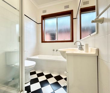 3 Bambridge Street, Chester Hill NSW 2162 - House For Rent | Domain - Photo 4