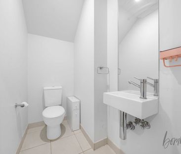 MODERN LIVING IN THE HEART OF CRAIGIEBURN - Photo 6