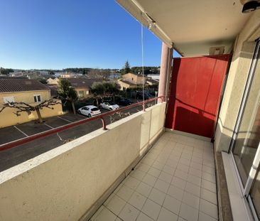 Location Appartement 2 pièces 52m² NIMES 30900 - Photo 4
