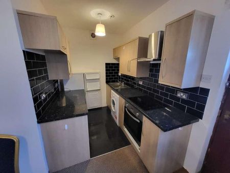 Russell Street, Luton, LU1 - Photo 4