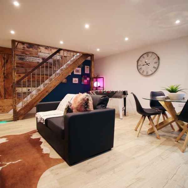 2 bedroom maisonette to rent - Photo 1