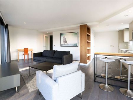 A rather special two double bedroom apartment, with parking and Juliet balcony, in the Cask Store with views over Castle Park and the waterfront. - Photo 2