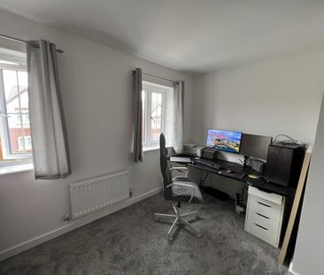 2 bedroom terraced house to rent - Photo 2