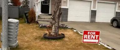 Beautiful bedroom duplex with in suite washrooms. | 13714 38 Street Northwest, Edmonton - Photo 1