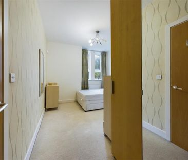 2 bedroom flat to rent - Photo 6