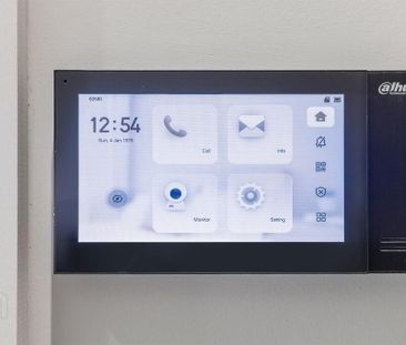 1 Bedroom Apt, Lady Pirrie House, 5 Shipwright Way, Titanic Quarter... - Photo 6