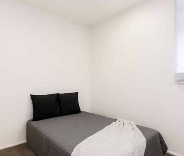 Stunning Views - 2bed Apartment - Photo 5