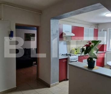Apartament cu 3 camere, 74 mp, zona Blocuri - Campia Turzii - Fotografie 6