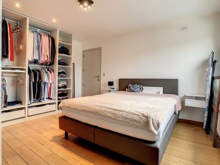 Tweeslaapkamer appartement met ruim terras - Photo 4