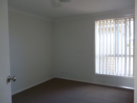 2 Bedroom unit in popular South Lakes Estate - Photo 5