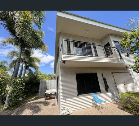 47 Bluewater Parade, Bowen, Qld 4805 - Photo 1