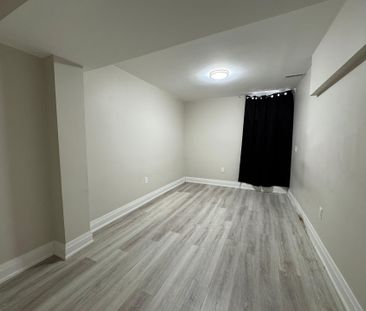 For Lease - 52 Centre Street Unit# (Basement Unit), Brampton, Ontario - Photo 6