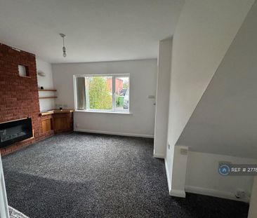 3 bedroom semi-detached house to rent - Photo 4