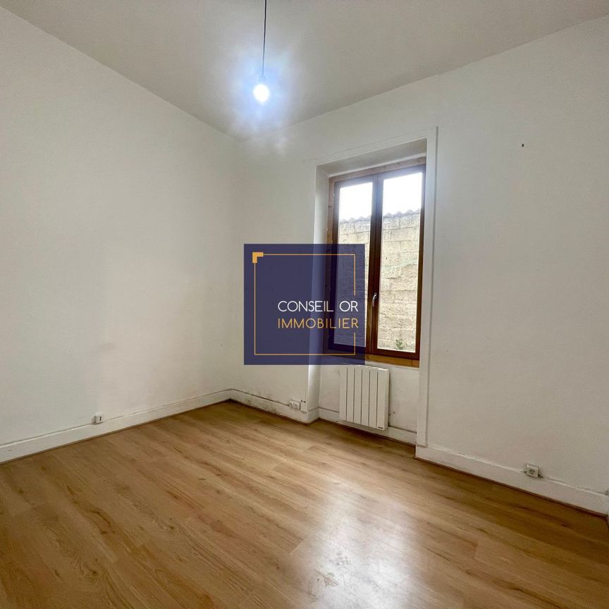 Appartement T2 - OULLINS, - Photo 1