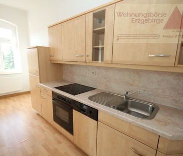 Moderne 2-Raum-Wohnung mit Einbauküche in sonniger Lage von Annaberg! - Foto 2