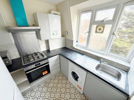 2 bedroom apartment to rent - Photo 5