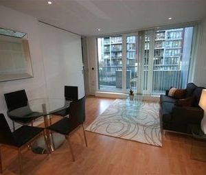 1 Bedrooms Flat to rent in Howard Building, Chelsea Bridge Wharf, London SW11 | £ 450 - Photo 1