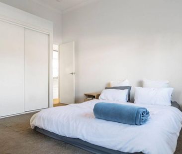 Modern Comfort in a Prime South Toowoomba Location - Photo 1