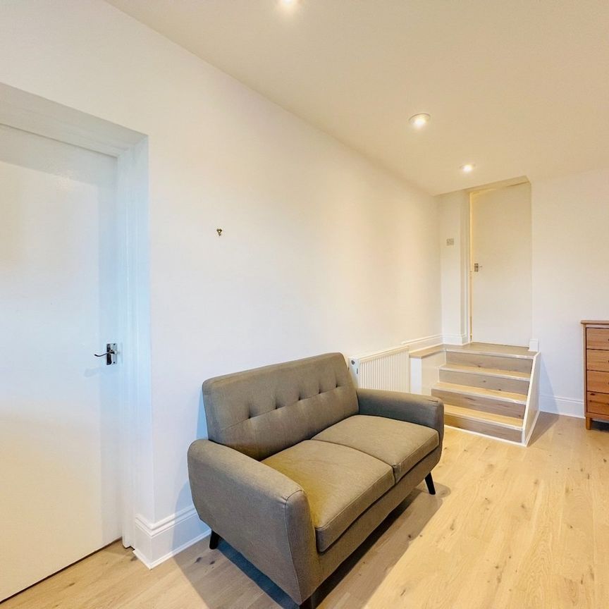 1 Bed Flat, Brixton Hill, SW2 - Photo 1