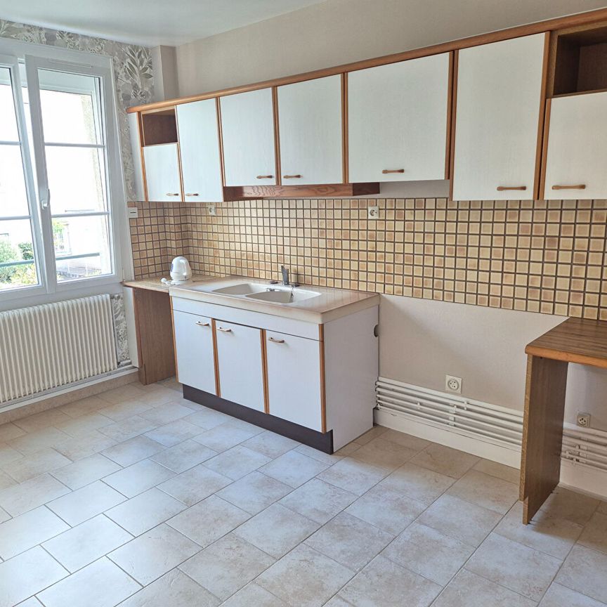 A LOUER Appartement 50000 Saint-lo 3 pièces 74.19 m2 - Photo 1