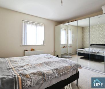 3 bedroom end of terrace house to rent - Photo 5