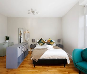 Studio Flat, Charlotte Street, BN2 - Photo 2