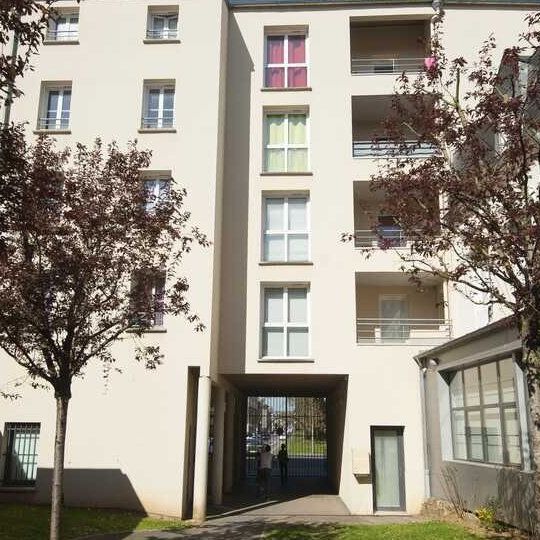 À louer Appartement T5 102.54 m - Photo 1