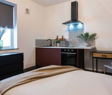 Studio to rent - Photo 6