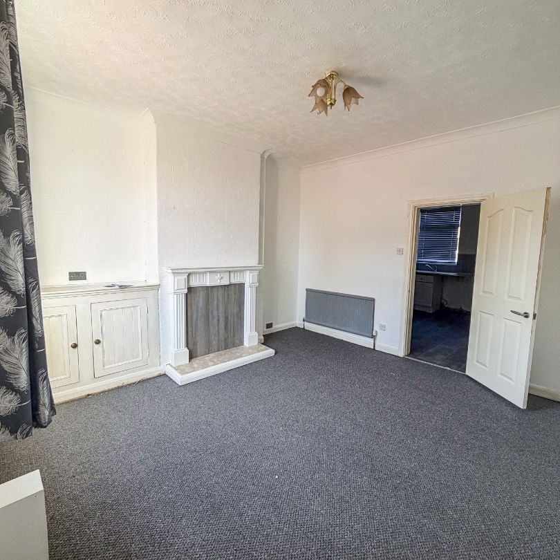 2 bed terraced house to rent in Netherfield Lane, Parkgate, Rotherham - Photo 1