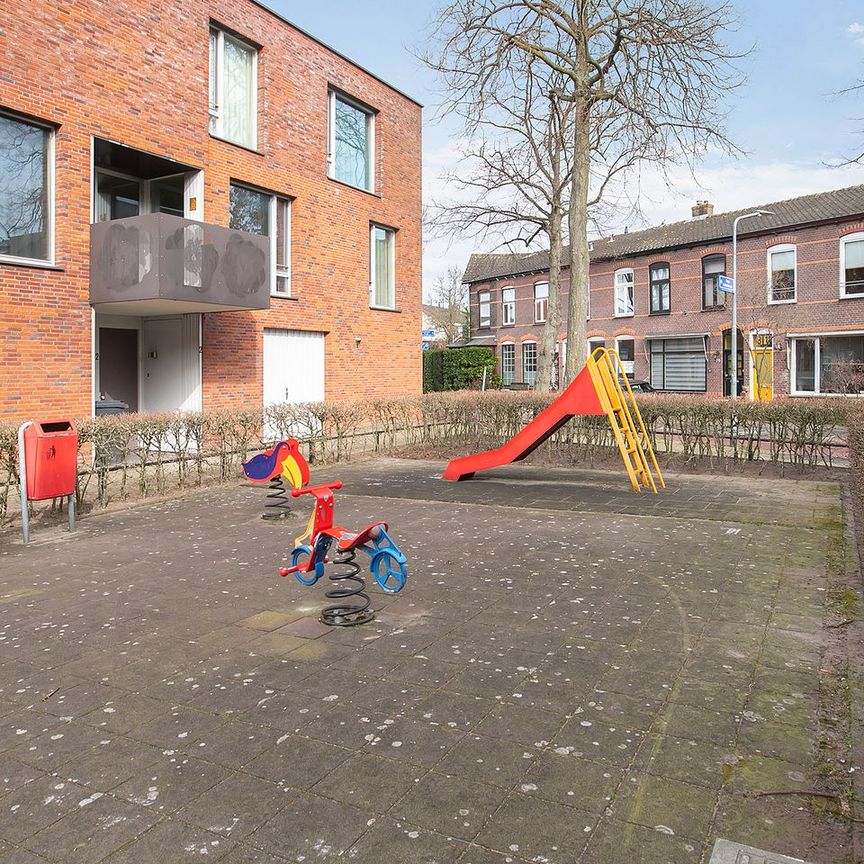 Buys Ballotstraat 1, Geuzenbuurt, 1221NE, Hilversum - Photo 1