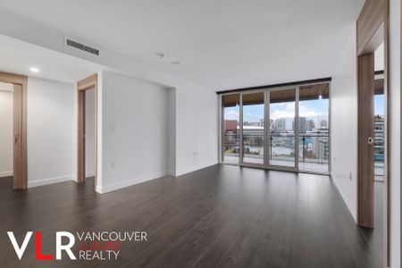 Condo in Vancouver West Side, BC - Photo 5