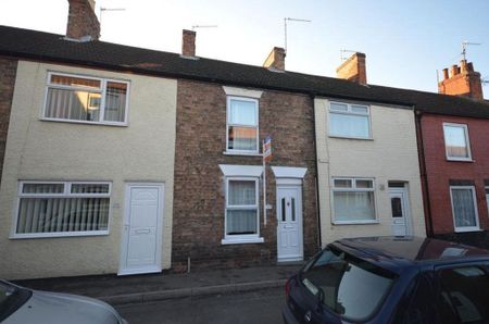 2 bedroom terraced house to rent - Photo 4