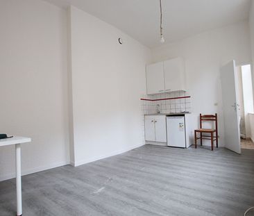 Appartement meublé 1 pièce de 19 m² à louer à METZ hypercentre, - Photo 2